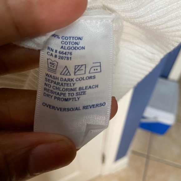 Tommy Hilfiger Women’s v neck sweater size large - Picture 5 of 9